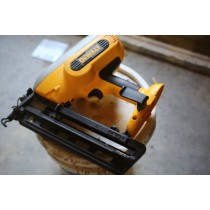 Finish Nailer 18 Volt